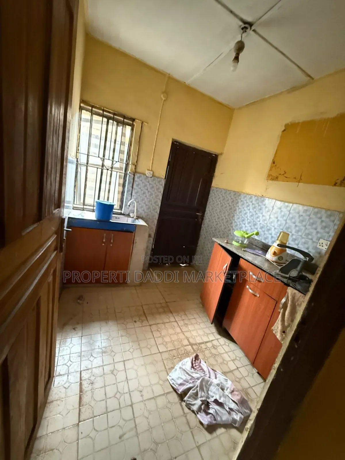 4bdrm Bungalow in Ayobo for sale