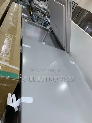 Hisense Freezer 700l