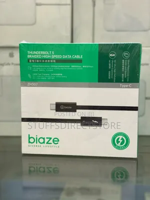 Photo - Blaze Thunderbolt 5 120gbps High-Speed Braided Cable 1.5m