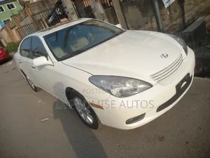 Lexus ES 2004 White