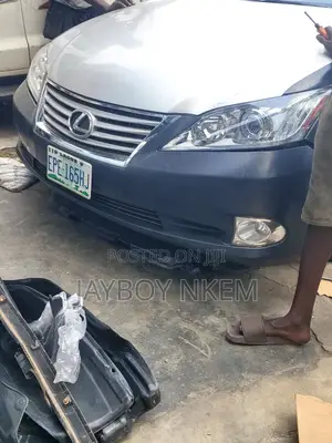 Complete Bumper Es 350 2010 Model