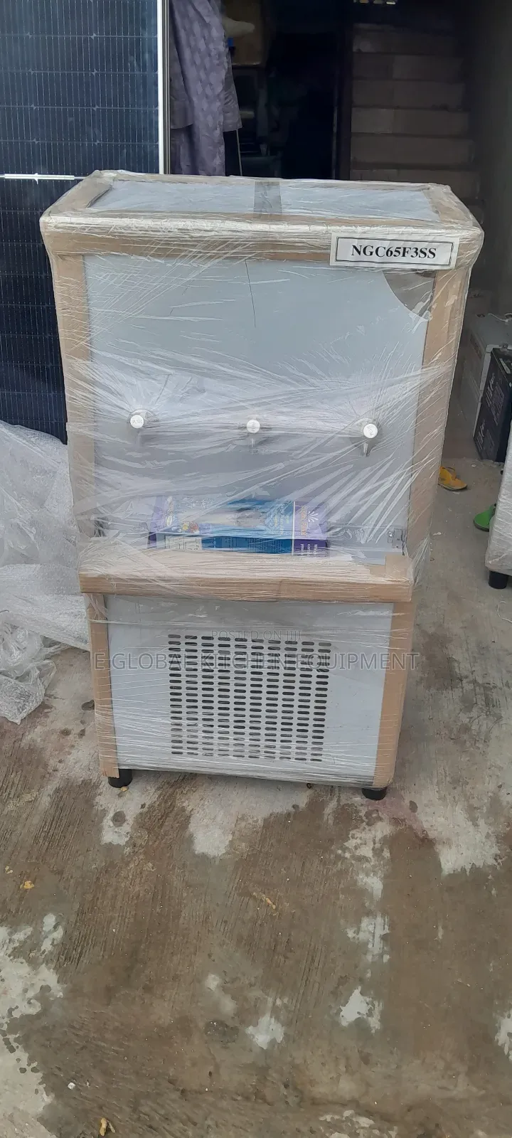 Water Cooler Machine