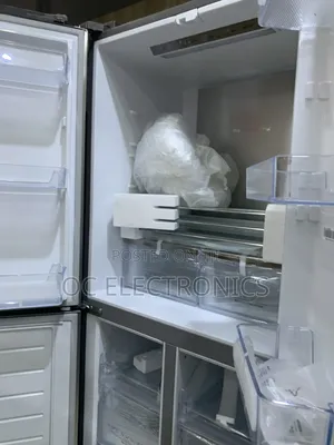 Hisense 4 Sides Upright Freezer 436l