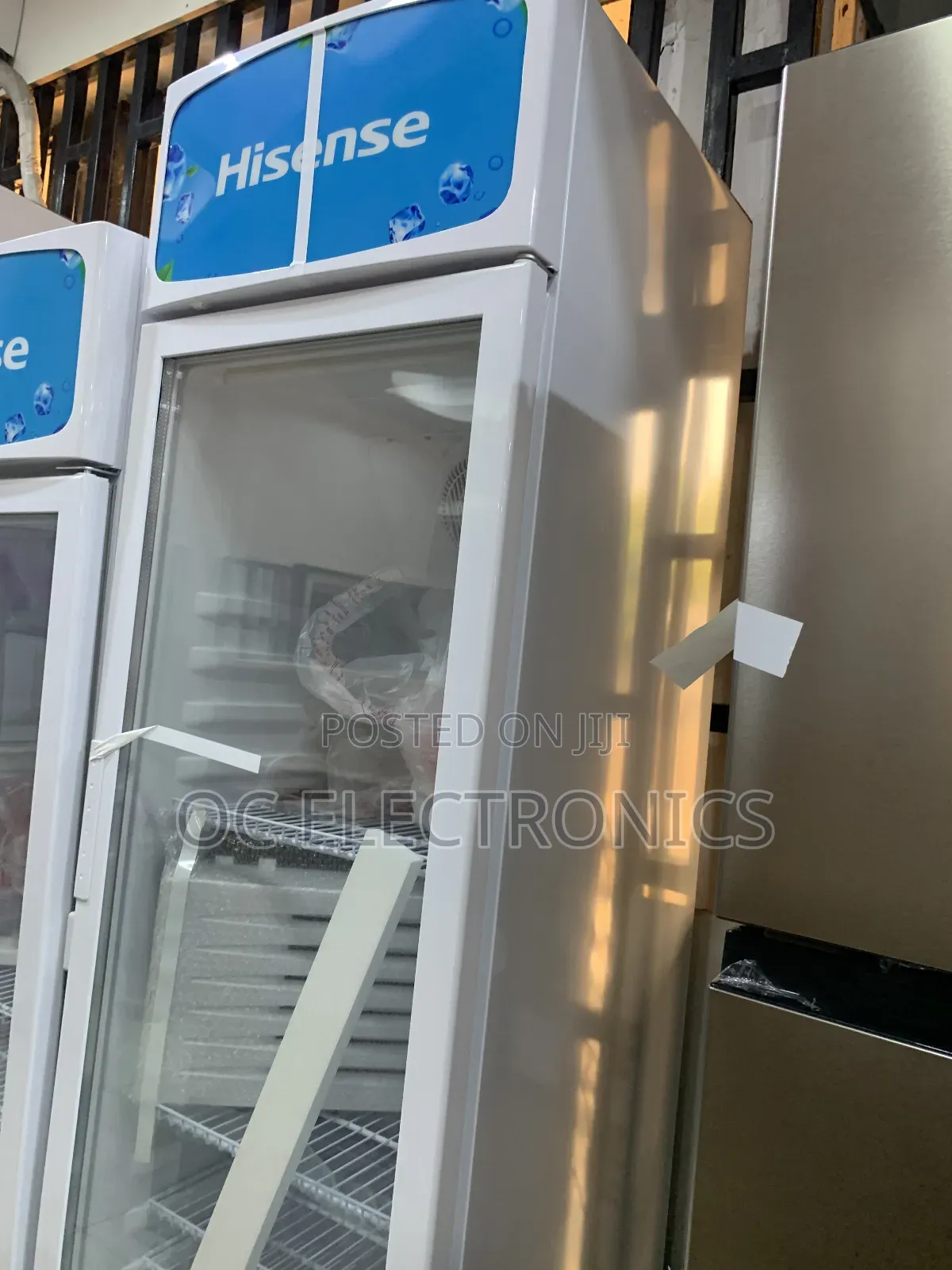 Hisense Showcase Refrigerator 282l