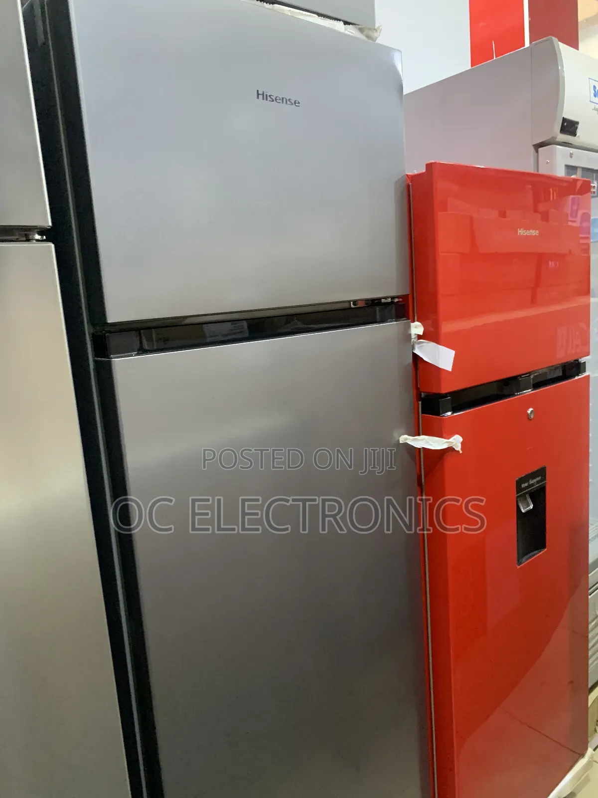 Hisense Double Refrigerator 240l