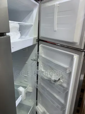 Hisense Double Refrigerator 240l