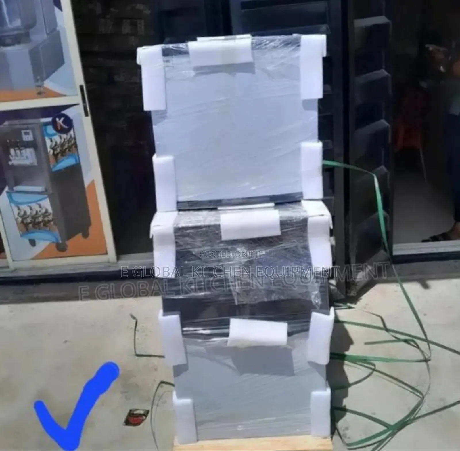 156cubes Per Drop Ice Maker Machine
