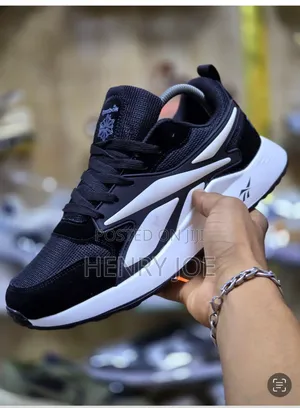 Top Notch Sneaker