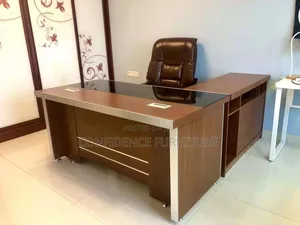 High Quality Executive Office Table 5.2fit