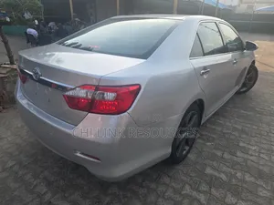Toyota Camry 2013 Silver