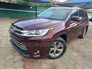 Toyota Highlander 2017 Red