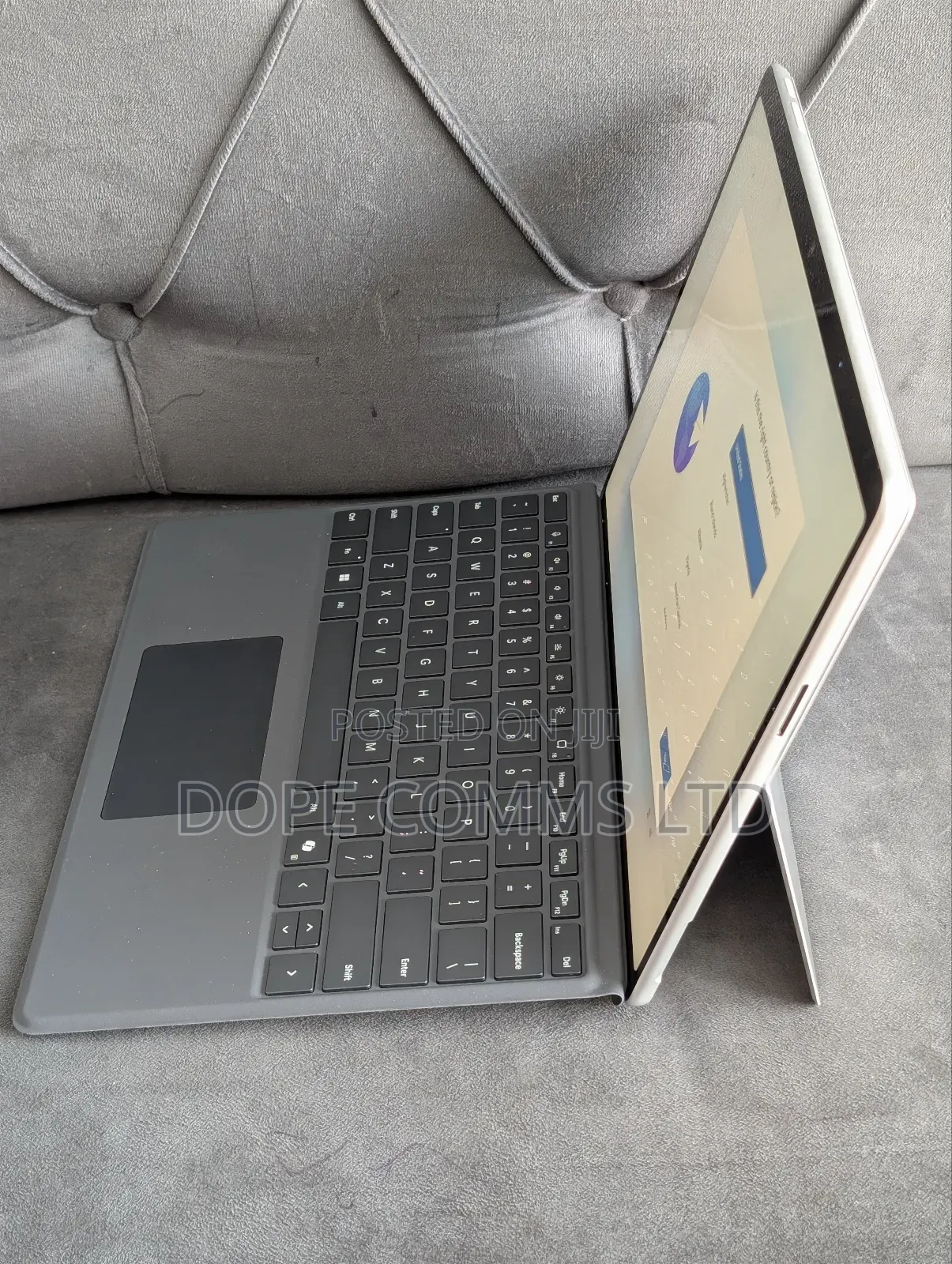 Laptop Microsoft Surface Pro 11th Edition, a Copilot+ PC 16GB SSD 256GB