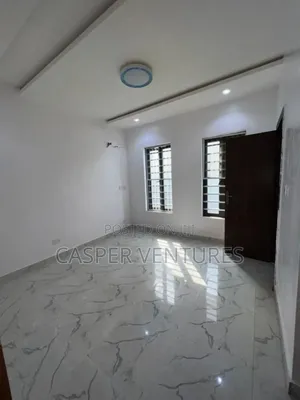 1bdrm Shared Apartment in Gbangbala, Ikate for rent