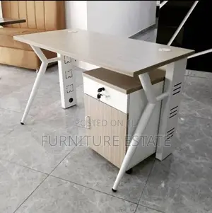 1.2 M Office Table With Mobile Drawer