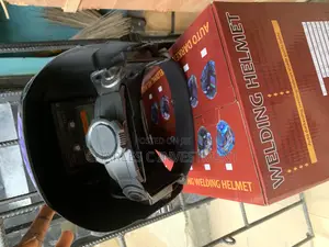 Auto Darkening Welding Helmet