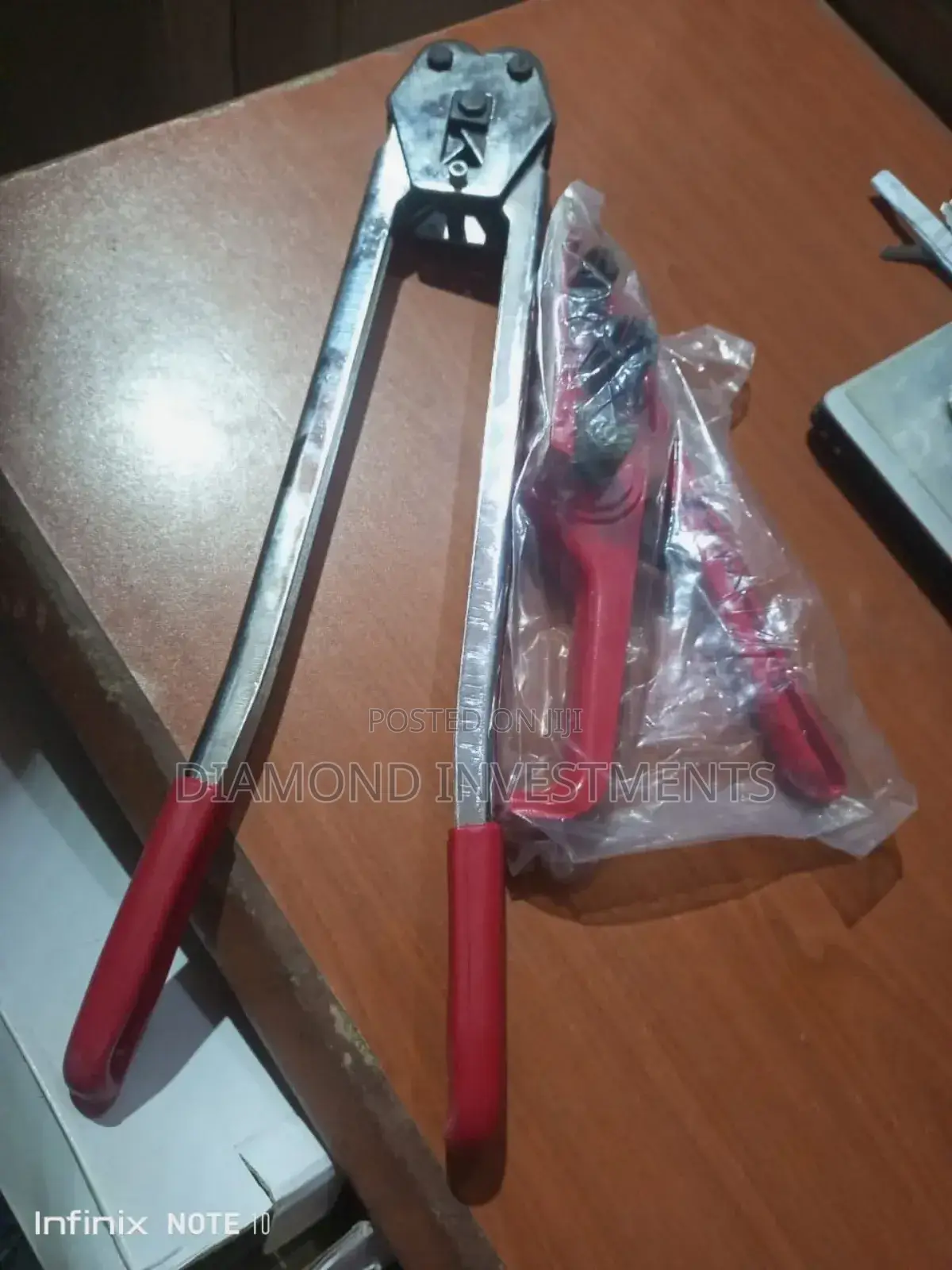 Manual Hand Strapping Machine