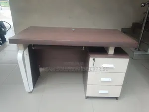 1.4 Meters Table With Metal Leg