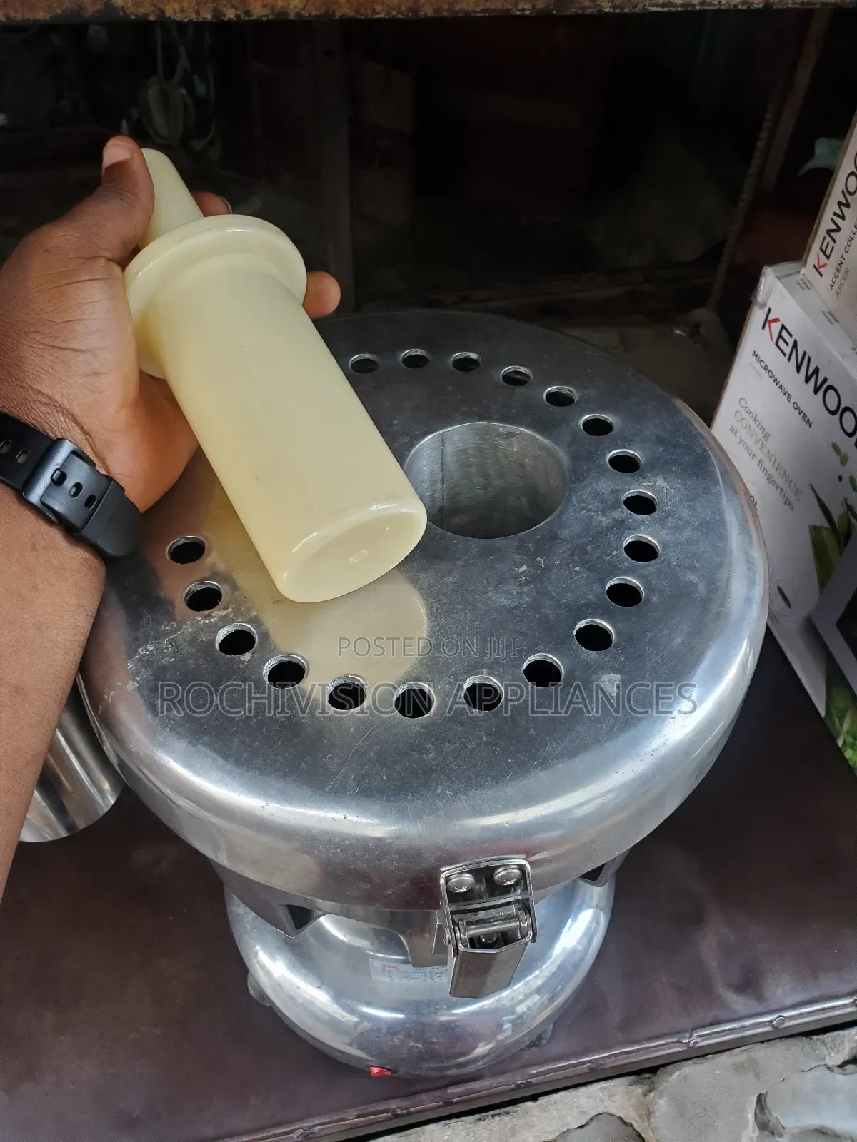 Heavy-Duty Juicer