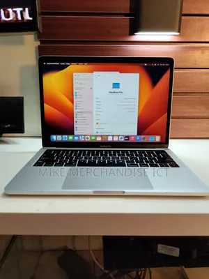 Laptop Apple MacBook Pro 2017 8GB Intel Core I5 SSD 256GB