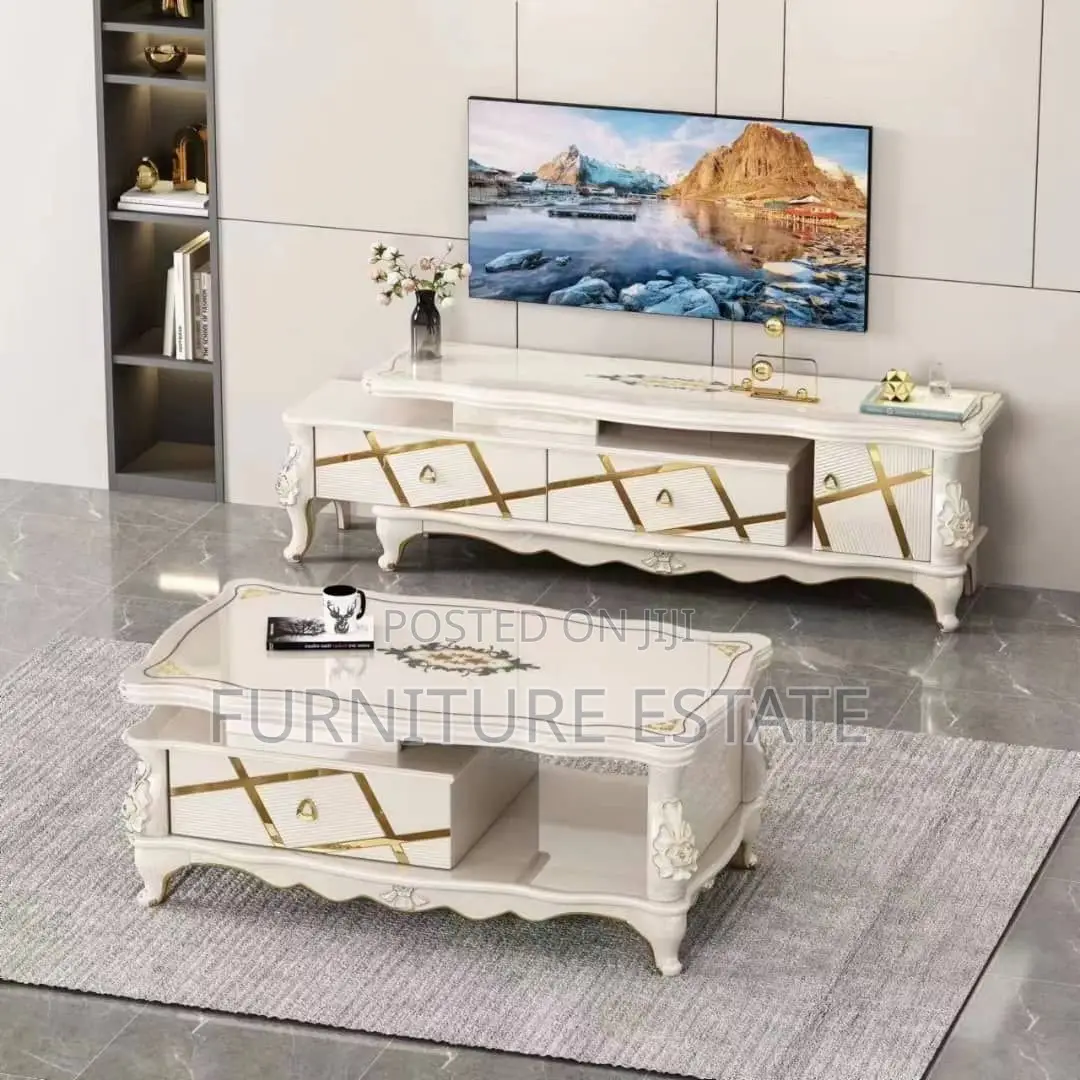 1.5m Adjustable Tv Stand With Its Centre Table