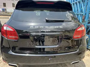 Porsche Cayenne 4dr SUV AWD (3.6L 6cyl 6M) 2014 Black