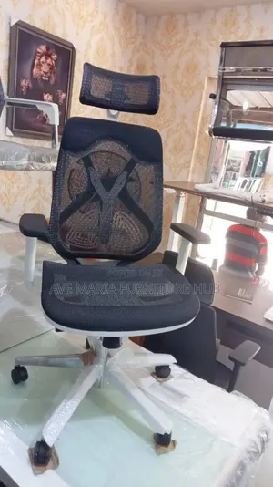Office Ergonomic Mesh Chair.