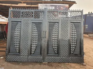 Bi Parting Swing Gate.