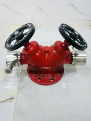 Double Head Landing Valve