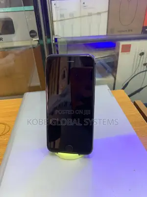 Apple iPhone XR 64 GB Black
