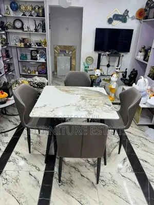 4 Seaters Exclusive Marble Dining Set