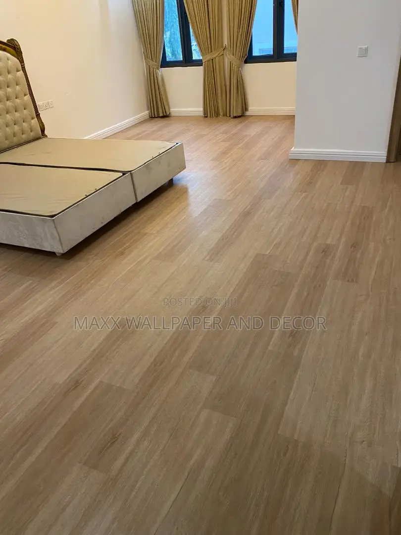 Luxury Vinyl Flooring Is the Easy Alternative!
