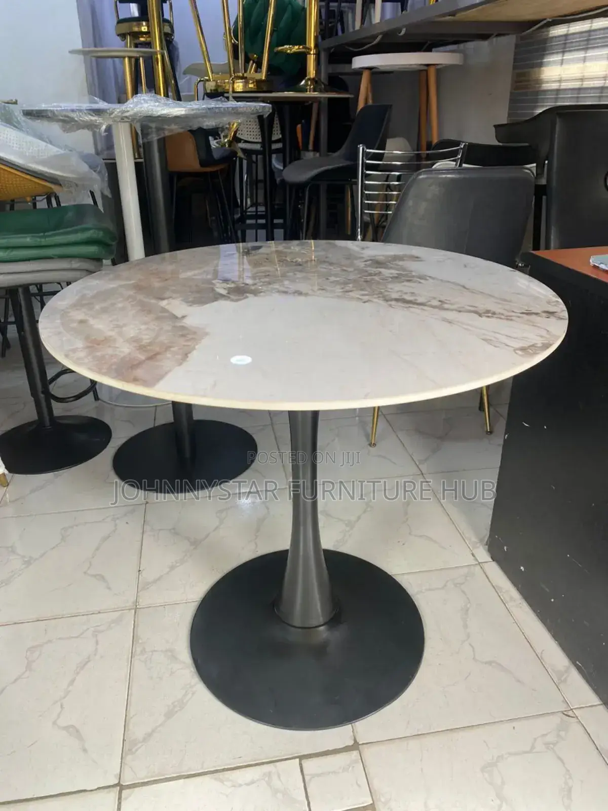 Round Marbel Restaurant Tables