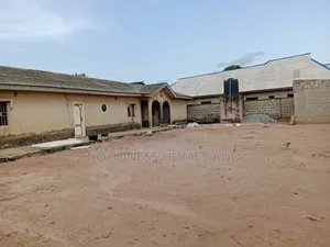 Photo - 4bdrm Bungalow in Itele Road, Ayobo for sale