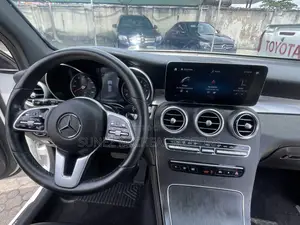 Mercedes-Benz GLC-Class 2021 White