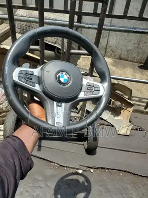 Steering Wheel G30
