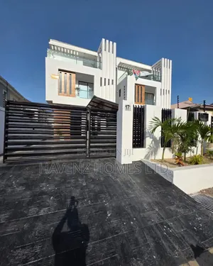 Furnished 5bdrm Duplex in Parkview, Idado for sale