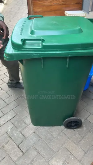 Pedal Rubbish Waste Bin Bucket 240 Litres.