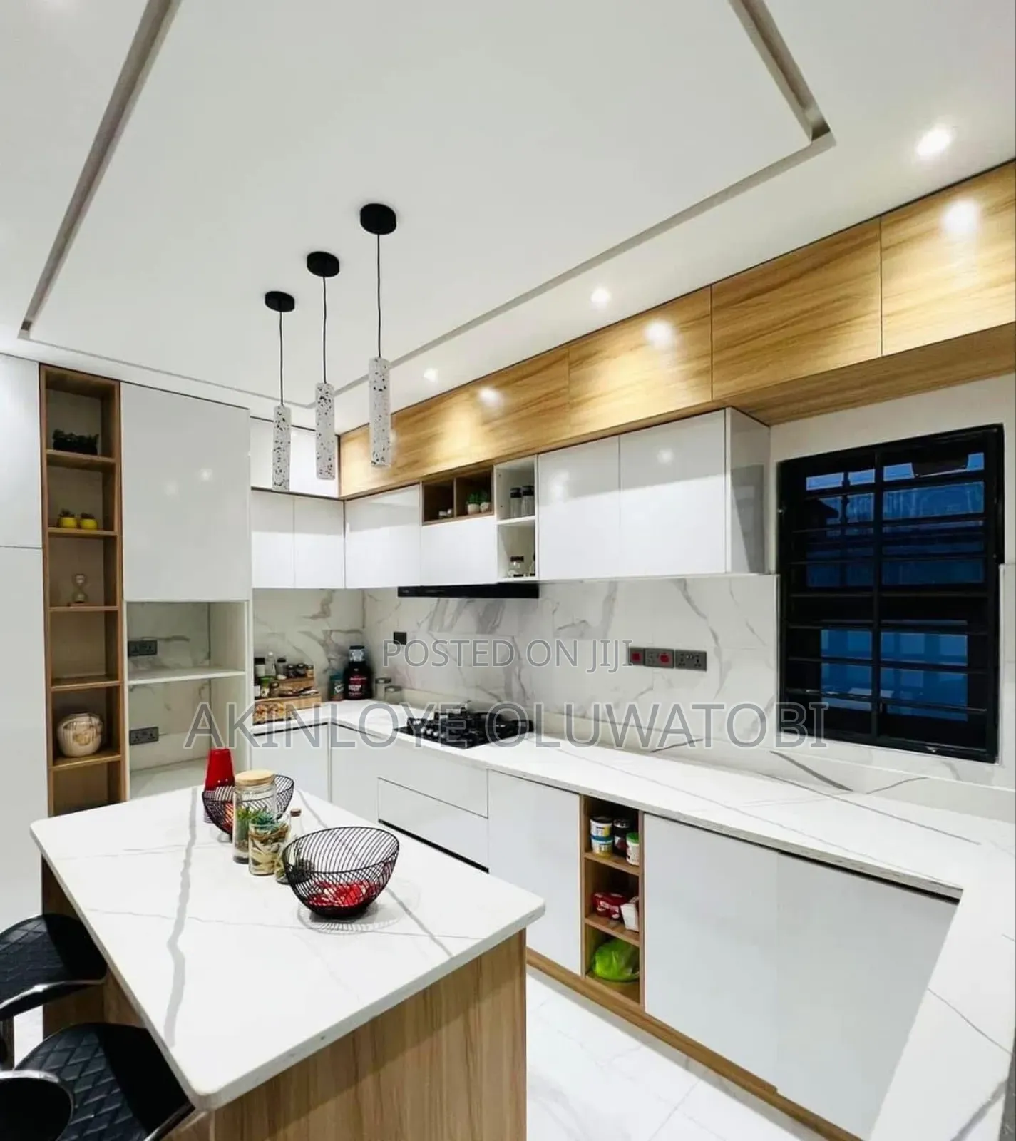 Professional Tiles Layer