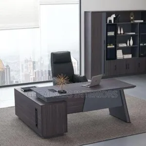 Top Quality Imported Office Table