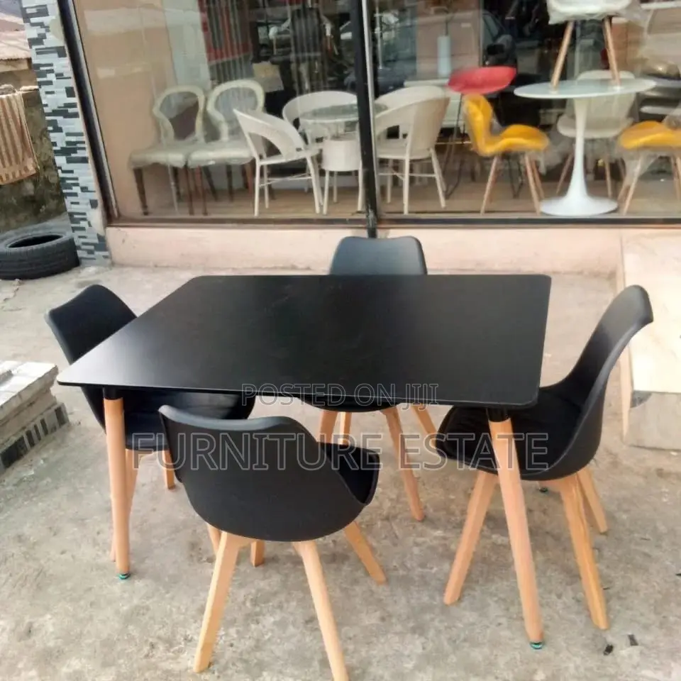 4 Seaters Modern Dining Table