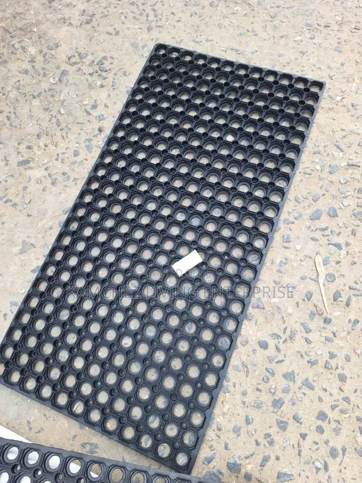 Hollow Doormat - 70cm X 100cm