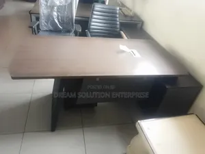 1.6 Meters Table With Metal Leg