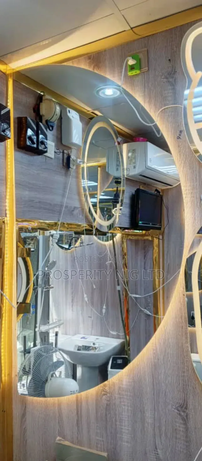 Led Wall Mirror