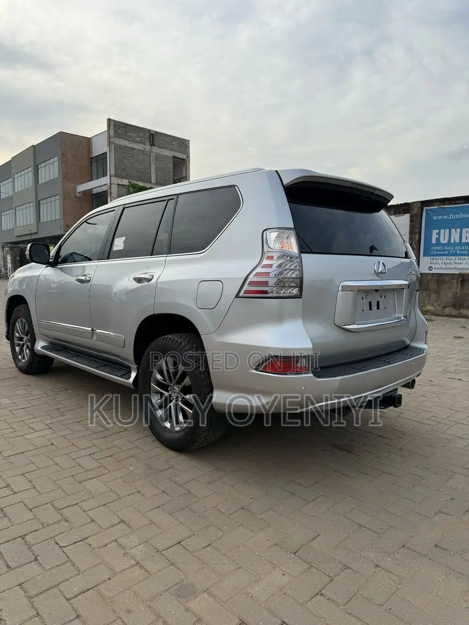 Lexus GX 460 Luxury 2016 Silver