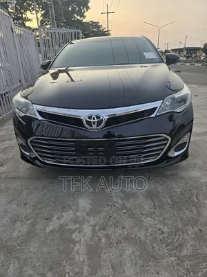 Photo - Toyota Avalon 2015 Black