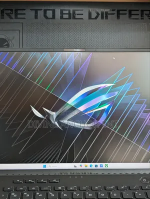 Laptop Asus ROG Zephyrus G16 16GB Intel Core i9 SSD 1T