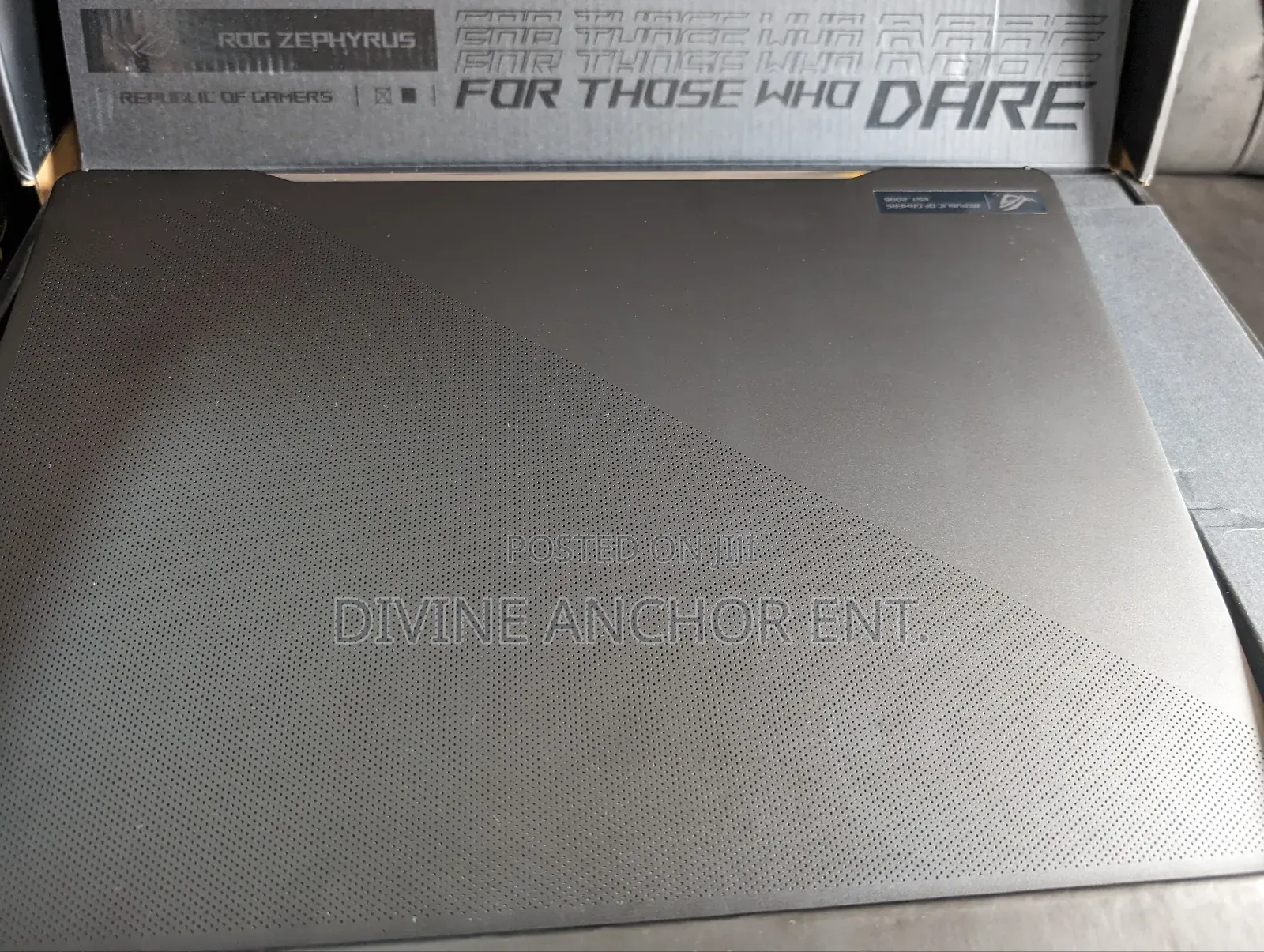 Laptop Asus ROG Zephyrus G16 16GB Intel Core i9 SSD 1T