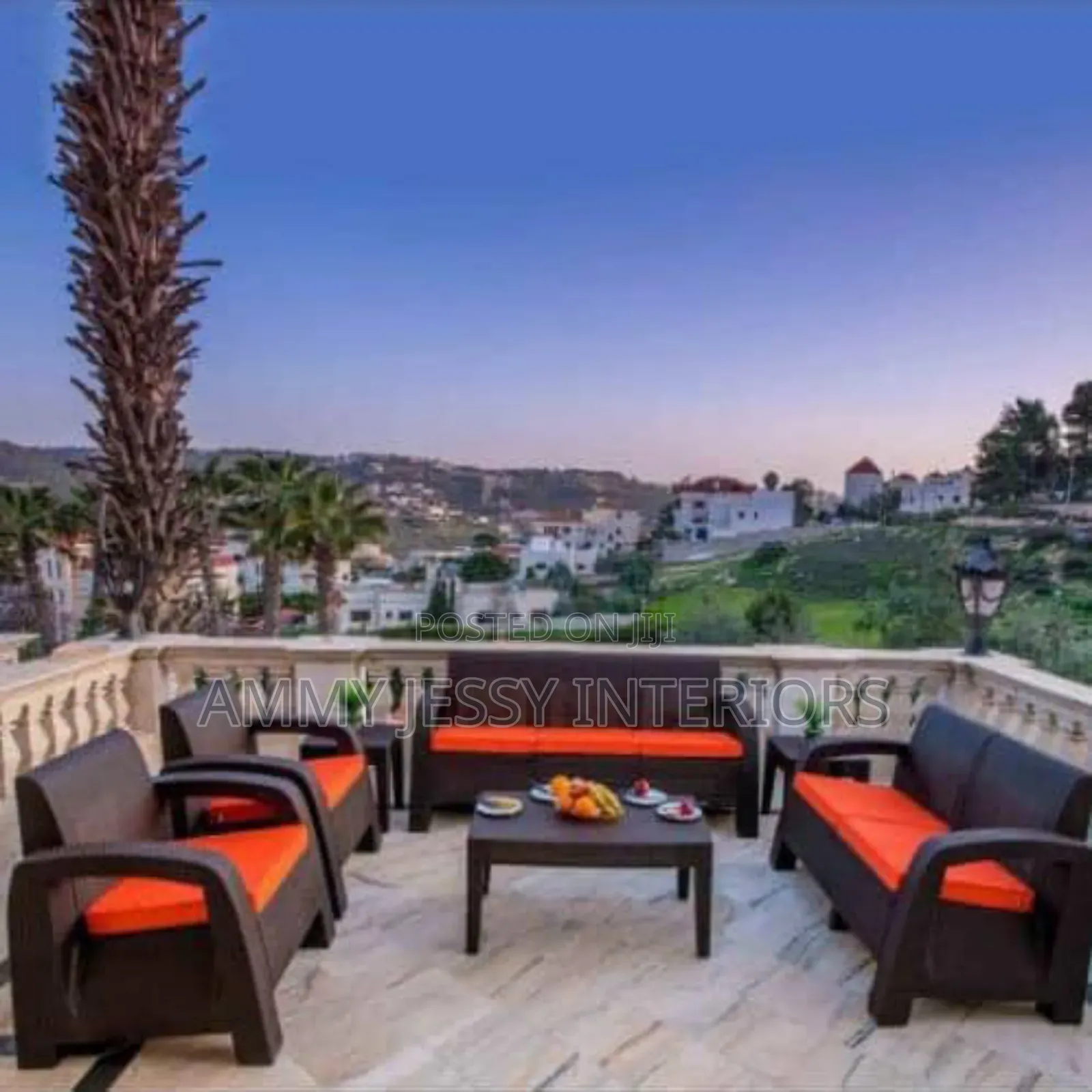 Standard Outdoor Table and Chairs