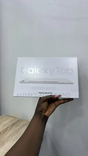 Photo - New Samsung Galaxy Tab S9 128 GB Gray