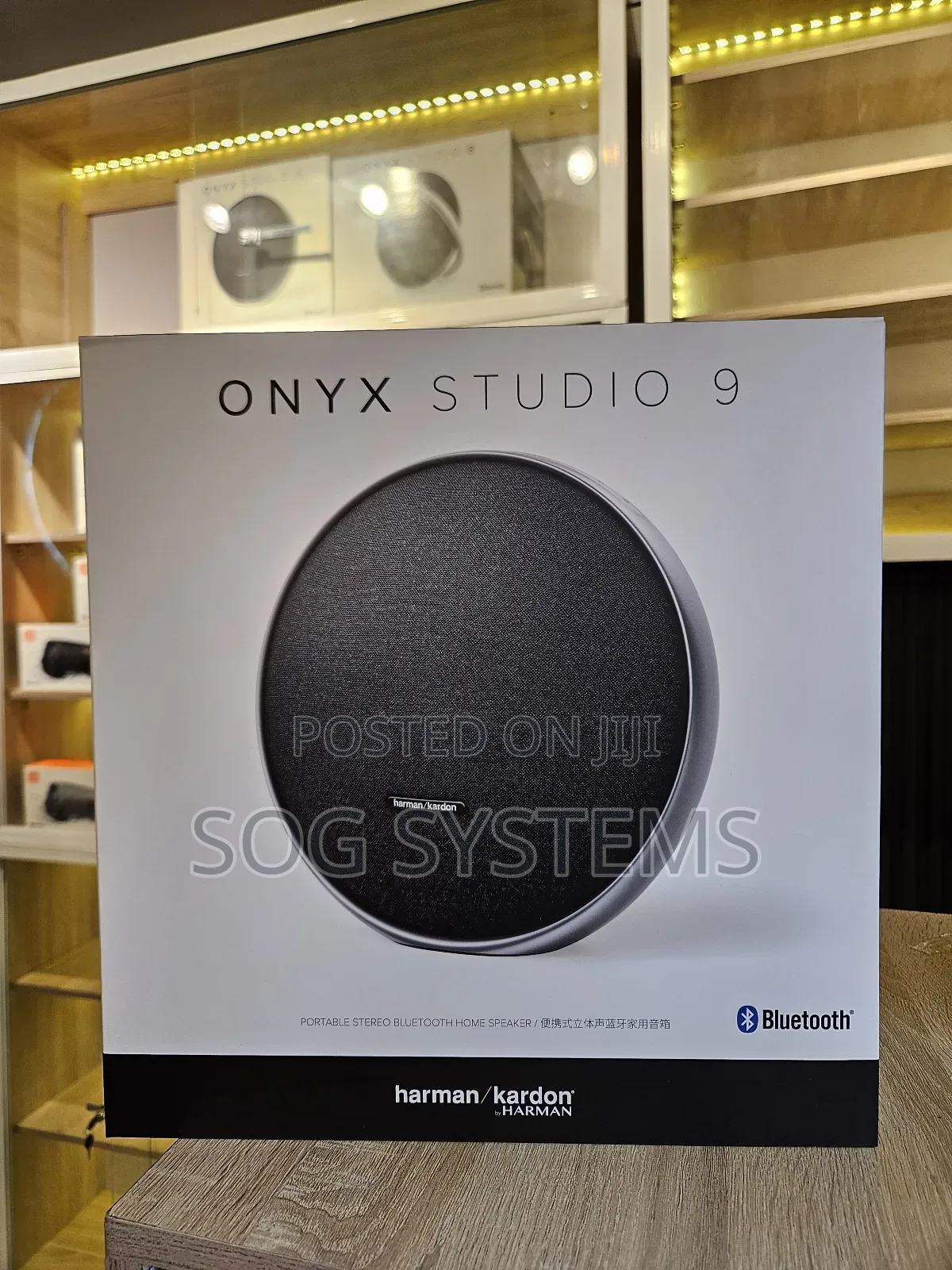Onyx Studio 9
